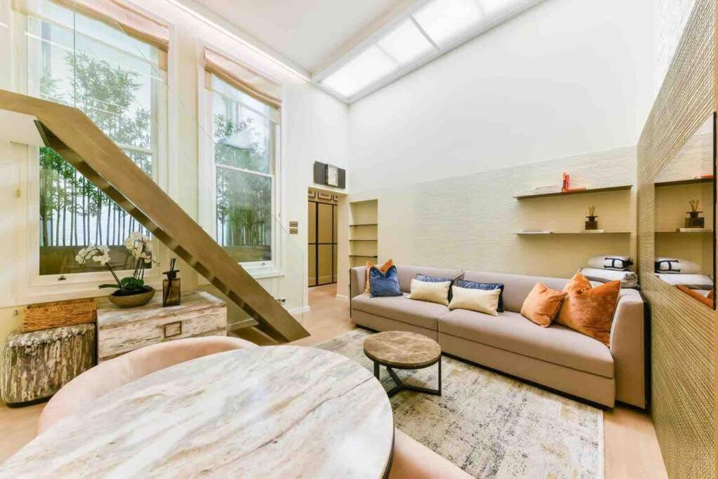 Luxury Modern Apartment Лондон Экстерьер фото