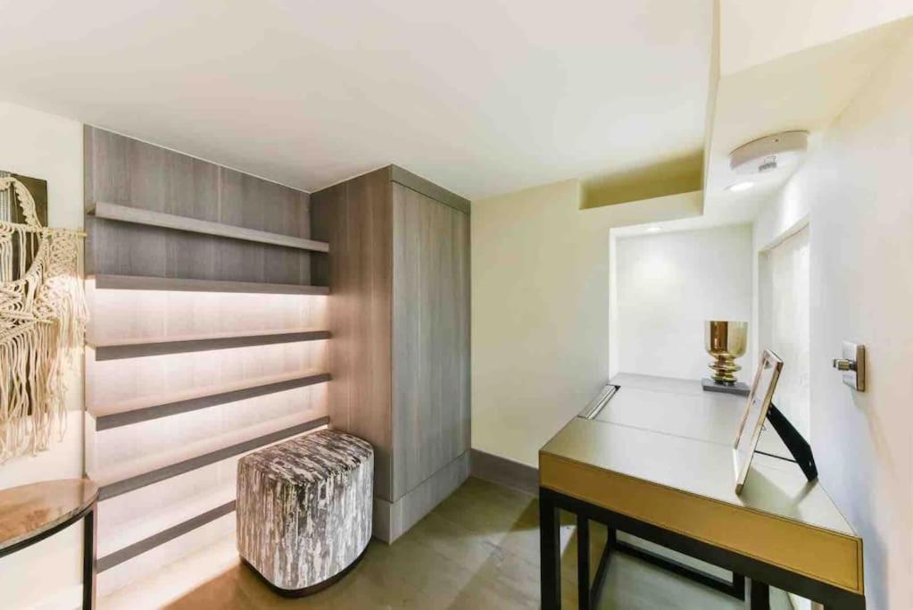 Luxury Modern Apartment Лондон Экстерьер фото